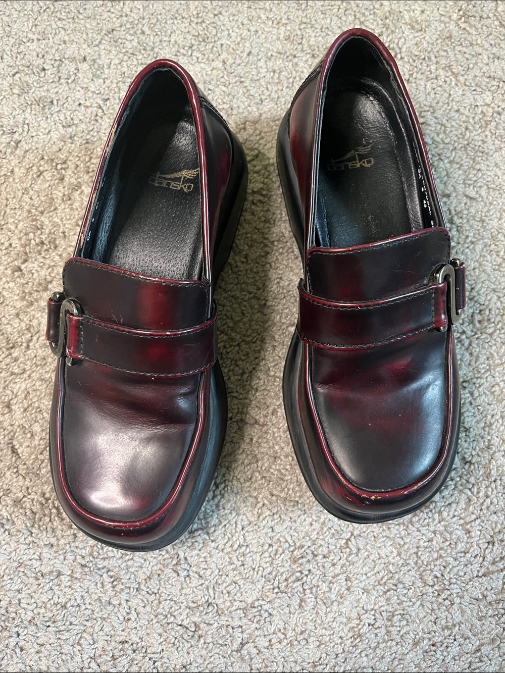 Dansko Burgundy Leather Platform Loafer Buckle Professional Clogs US 6, EU 36